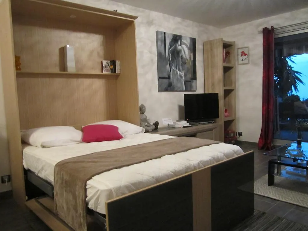 Apartment Les Clematites Eze 0*,  France